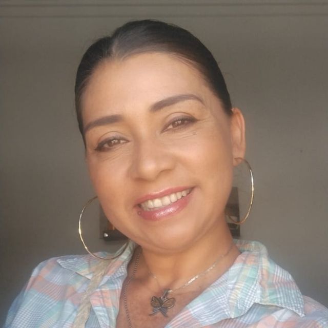 Delly Giraldo, Terapeuta complementario Valencia