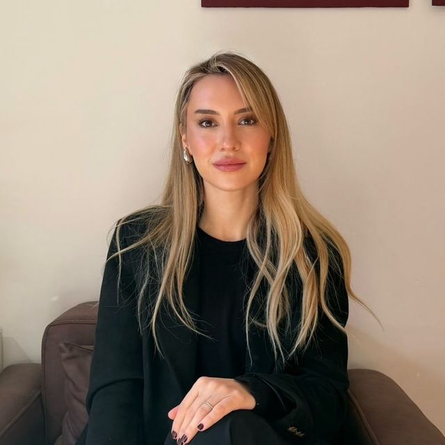 Feyza Cebeci, Psikoloji İstanbul