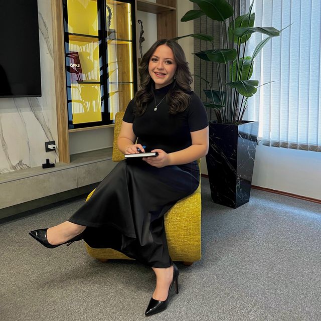 Ela Özpoyraz, Psikoloji Kayseri