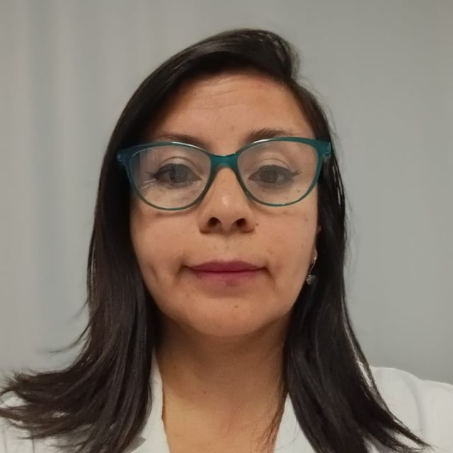 Isabel Avila, Radiologo Amaro