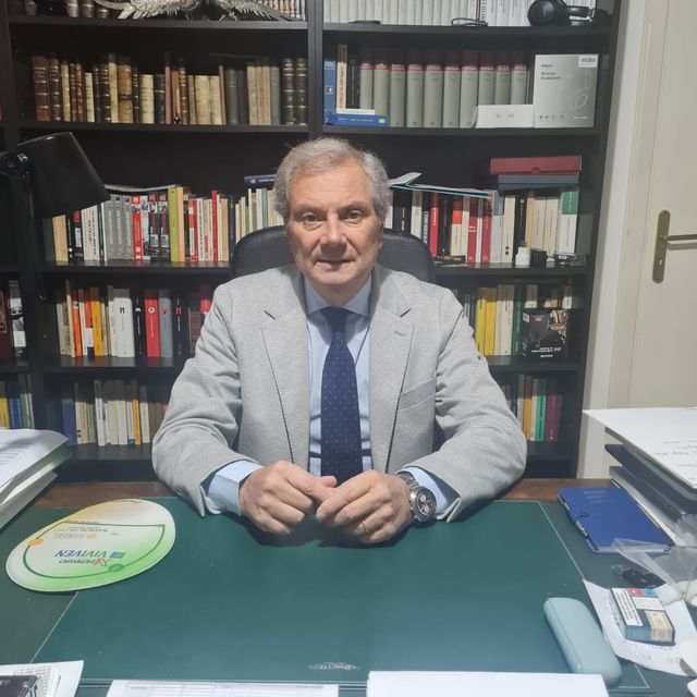 Raffaele Guglielmi, chirurgo generale Salerno
