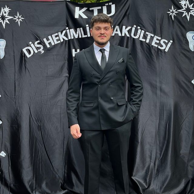 Abdullah Eren AYDIN, Diş Hekimi Trabzon