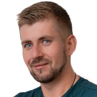 Powiększ obraz: Michał Wojtczuk, ginekolog Puławy