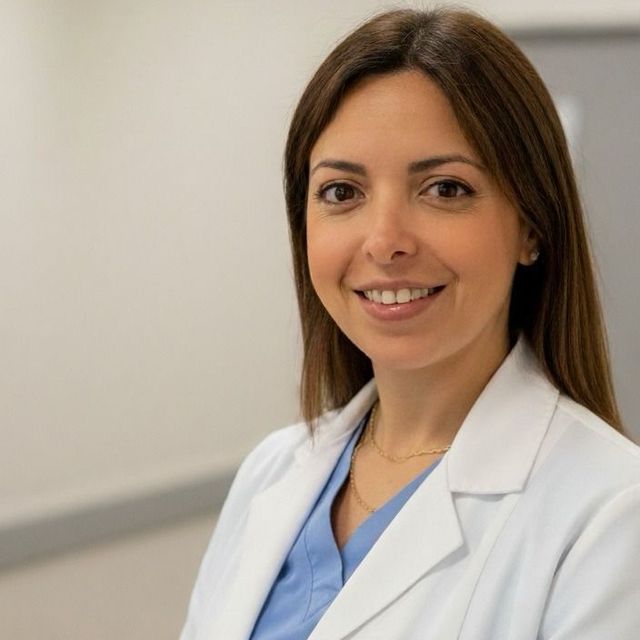 Yasmin Morales Dirinot, Médico rehabilitador Barcelona