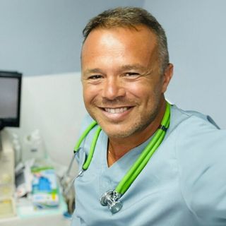 Ingrandire l'immagine: Andrea Guddemi, urologo Santa Margherita di Belice