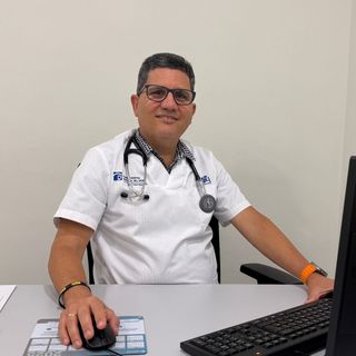 Dr. Mario Rodriguez Roque