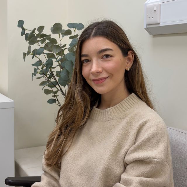 Elif Çayhan, Psikoloji İstanbul