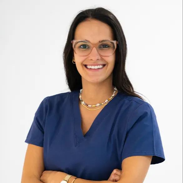 Aina Olivart Iranzo, Dentista Sant Feliu de Llobregat