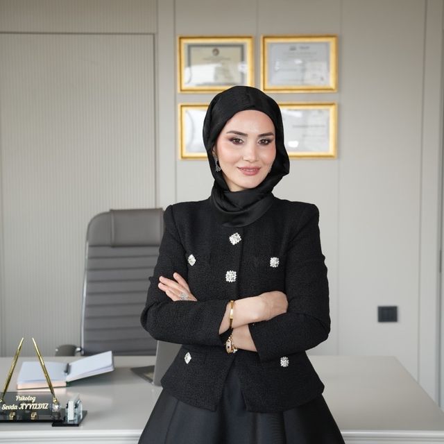 Sevda Ayyıldız, Psikoloji Mersin