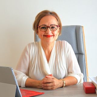  Candelaria Álamo López