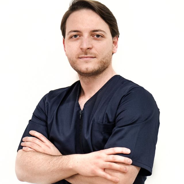 Nazario Pesce, dermatologo Milano