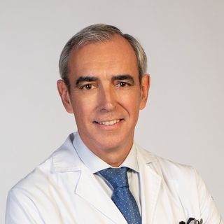 Acercar imagen: David Moreno Ramírez, Dermatólogo Tomares