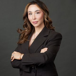 Claudia Pirro, oculista Cagliari