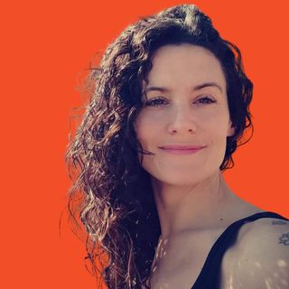 Acercar imagen: Ane Salaberria, Terapeuta complementario Marbella