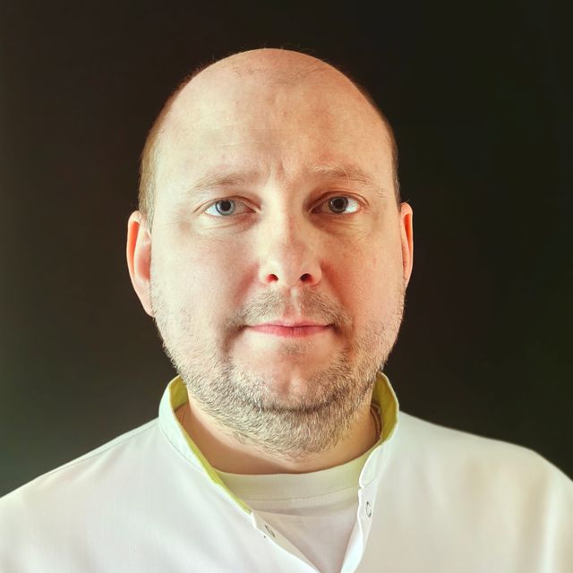 Vitali Muklanovich, stomatolog Kraków