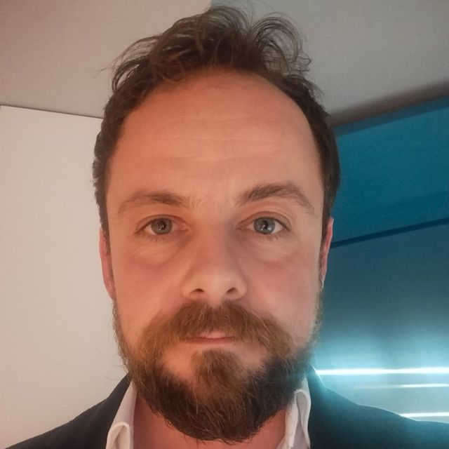 Dario Tammaro, terapista del dolore Napoli