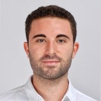 Andrea Ambrosanio, ortopedico Milano