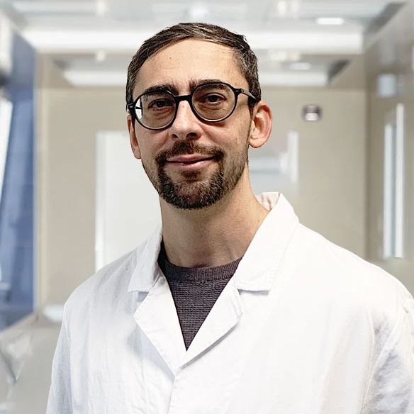 Gianluca Maniscalco, terapista del dolore Torino