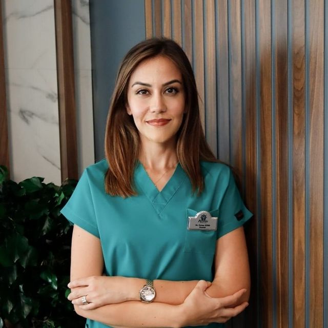 Fatma Köse, Diş Hekimi Aydın