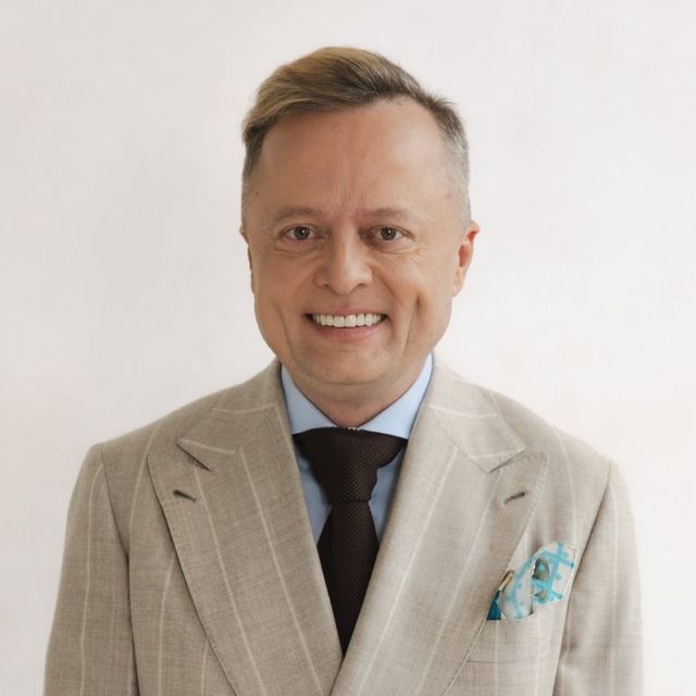 Mariusz Borkowski, lekarz wykonujący zabiegi medycyny estetycznej Warszawa