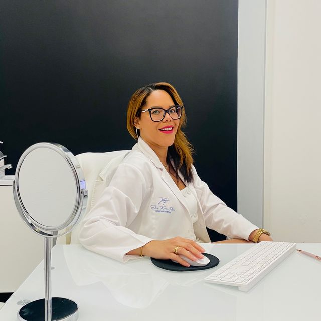 Karen Carolina Flores Alvarado, Médico estético Madrid