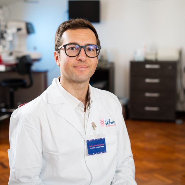 Campagna Orazio, oculista Salerno