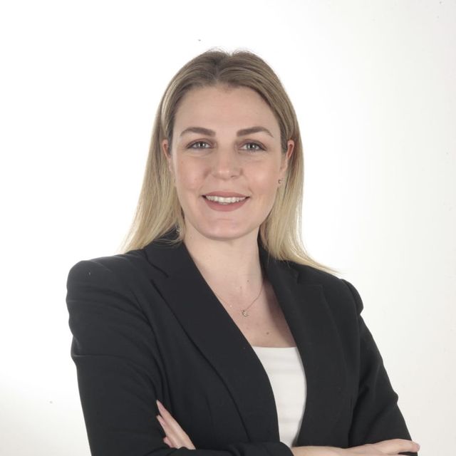 Yulet Pamir, Psikoloji Bursa