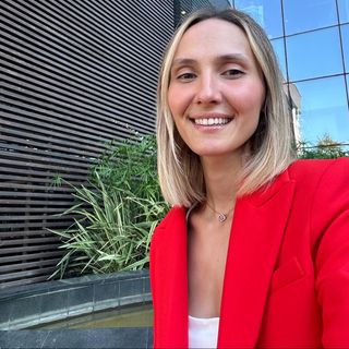 Resmi büyüt: Ayşenur Ezgi Sancaklı, Kadın Hastalıkları Ve Doğum İstanbul