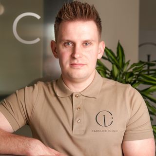 Powiększ obraz: Jakub Łukaszczyk, fizjoterapeuta Warszawa