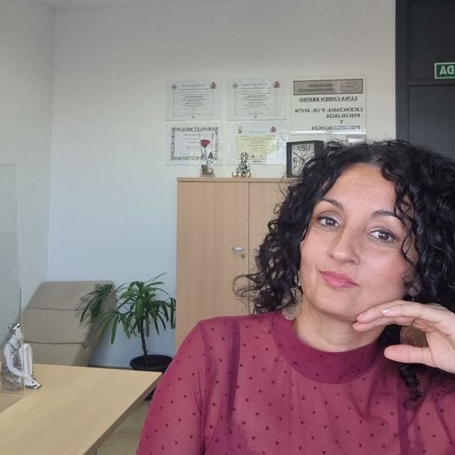 Luna Cohen, Psicólogo Algeciras