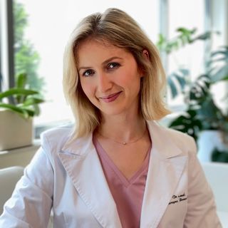 Powiększ obraz: Katarzyna Hanus- Durlej, ginekolog Warszawa