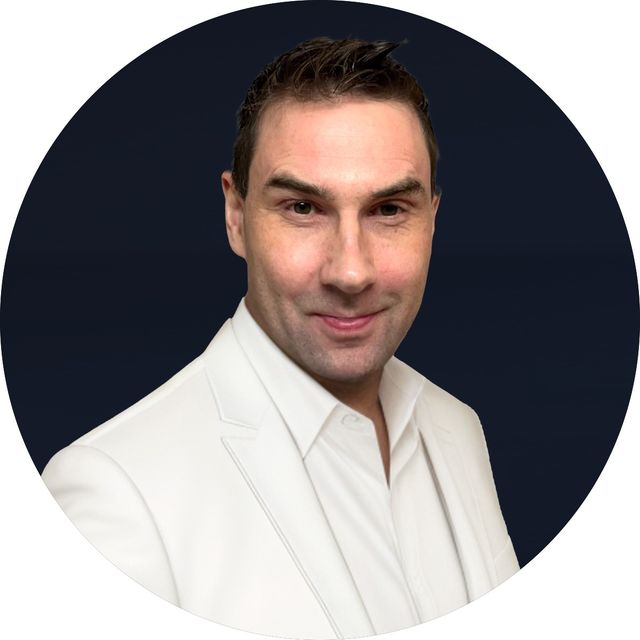 Dennis Bruns, Physiotherapeut Frankfurt