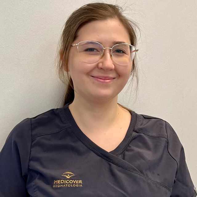 Agnieszka Bury, stomatolog Warszawa