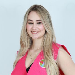 Acercar imagen: Yeili Penin Urra, Dentista Madrid