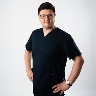 Powiększ obraz: Tomasz Wach, stomatolog Łódź