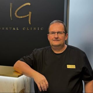 Powiększ obraz: Andrzej Gala, stomatolog Kraków