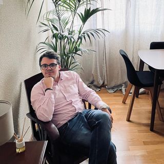 Acercar imagen: Alejandro Sanz Giancola, Psiquiatra Madrid