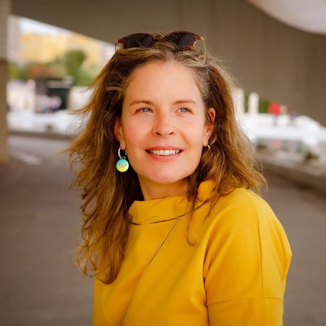 Annette Evelyn Ebert, Terapeuta complementario Valencia