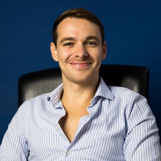 Dr. Federico Di Francesco