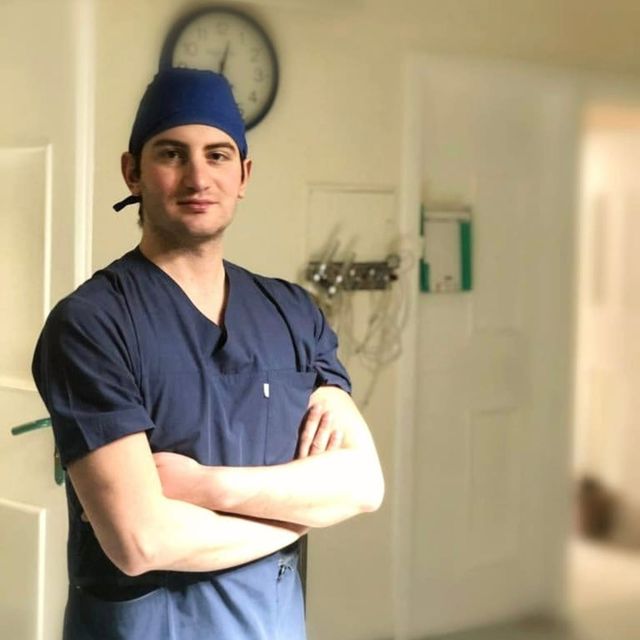 Emre Yoldaş, Üroloji Bayraklı