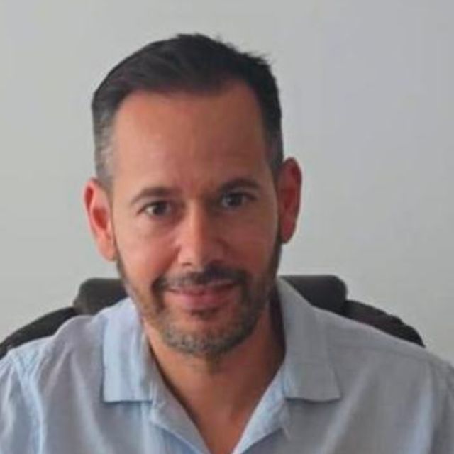 Miguel Martínez, Psicólogo Puzol