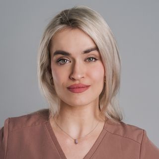 Powiększ obraz: Anna  Strutyńska, lekarz wykonujący zabiegi medycyny estetycznej Wrocław