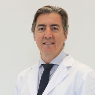 Miguel Angel Gomez Bravo, Cirujano general Sevilla