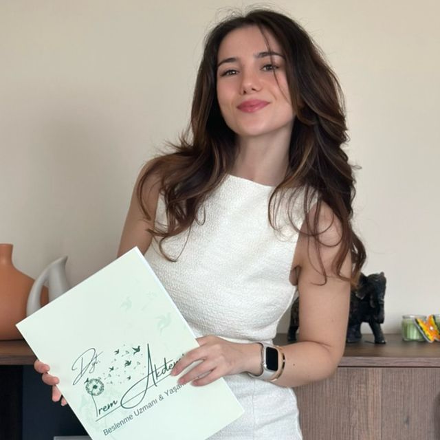 İremnur Akdemir, Diyetisyen İstanbul