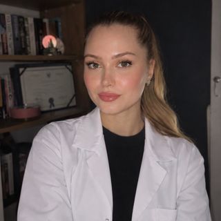 Ece Güner, Psikoloji İzmir