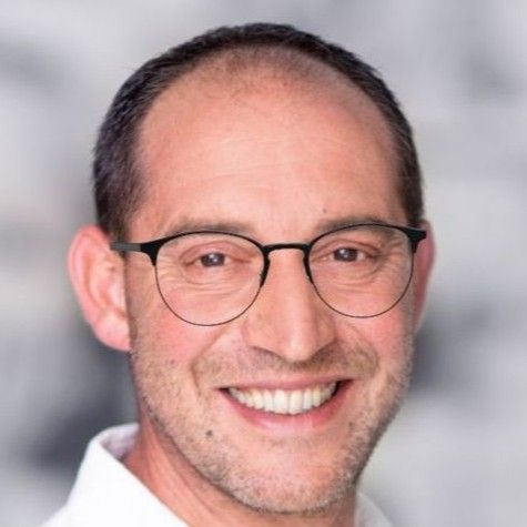 Peter Van der Linden, Fisioterapeuta Estepona