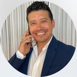 Acercar imagen: Nicolas Portilla Oviedo, Médico estético Marbella