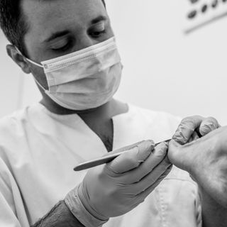 Acercar imagen: Diego González López, Podólogo San Sebastián de los Reyes