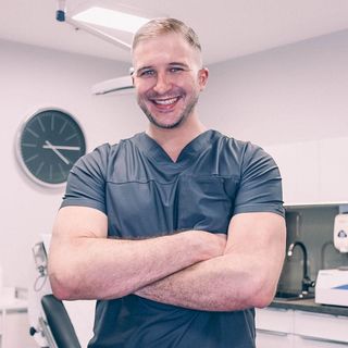 Powiększ obraz: Konrad Krawczyk, ortodonta Szczecin