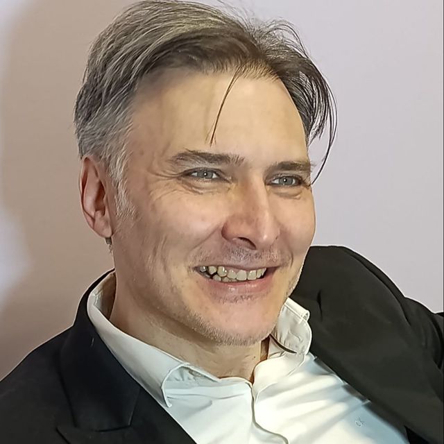 Stefano Verona, psicoterapeuta Torino